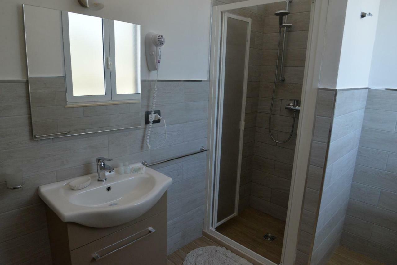B&B Lara Santola Corato Extérieur photo