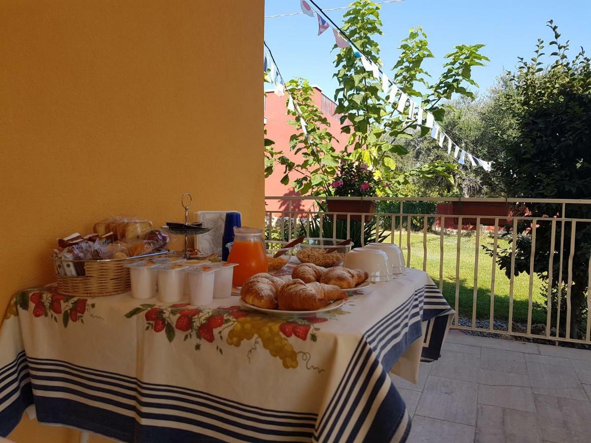B&B Lara Santola Corato Extérieur photo